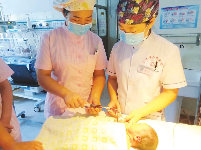 吉木乃县妇婴监护型护送